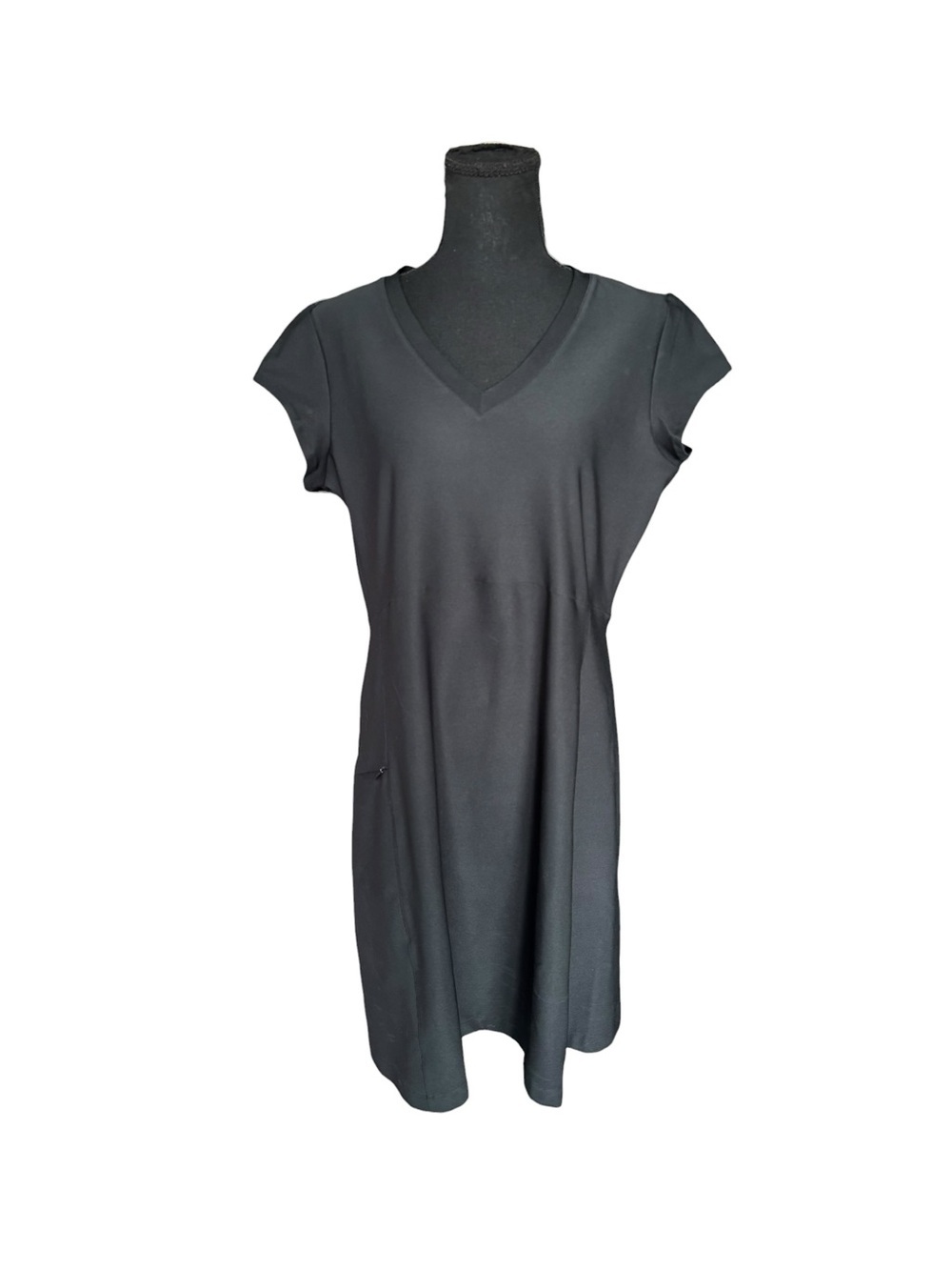 L.L.Bean Black Performance Shift Dress Womens Large Pockets Minimalist